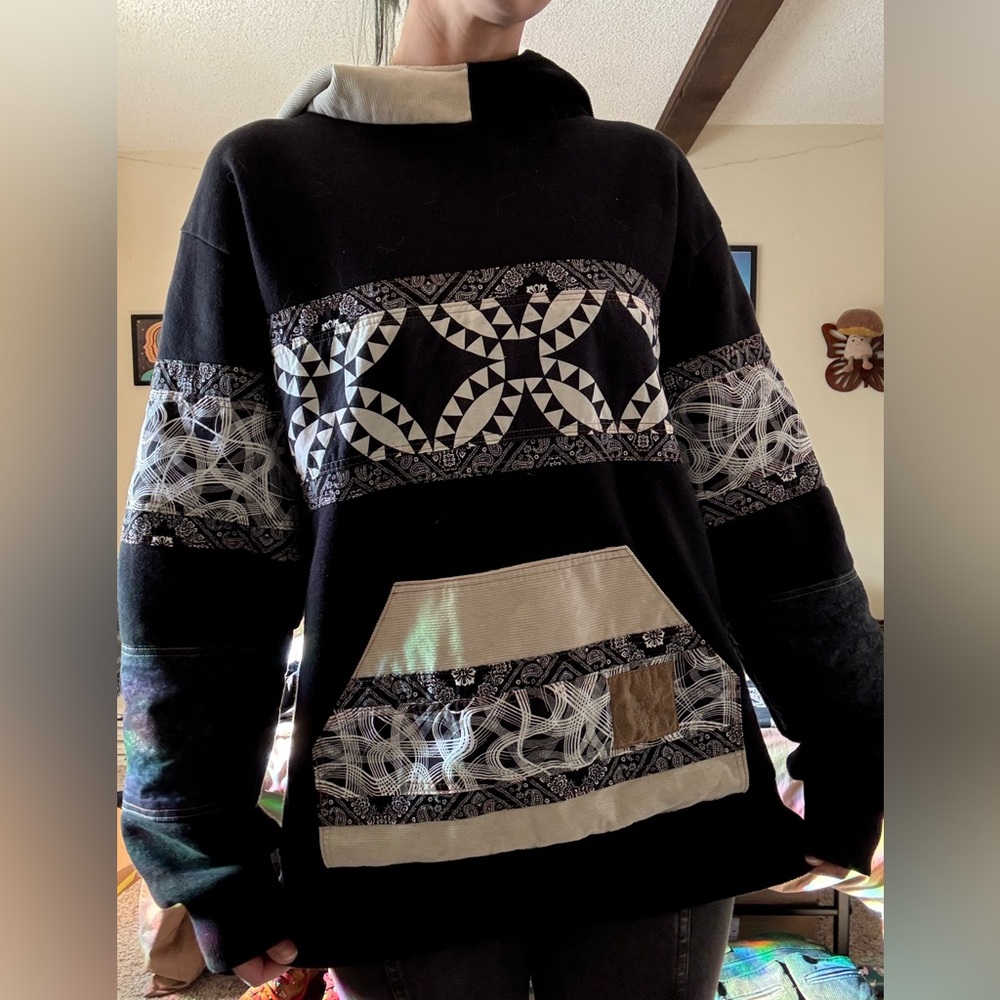 LOBO Hoodie